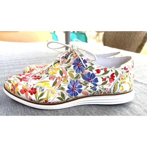 Cole Haan Shoes - Cole Haan Womens sz 10 Original Grand Floral Wingtip Oxfords White Comfort Shoes